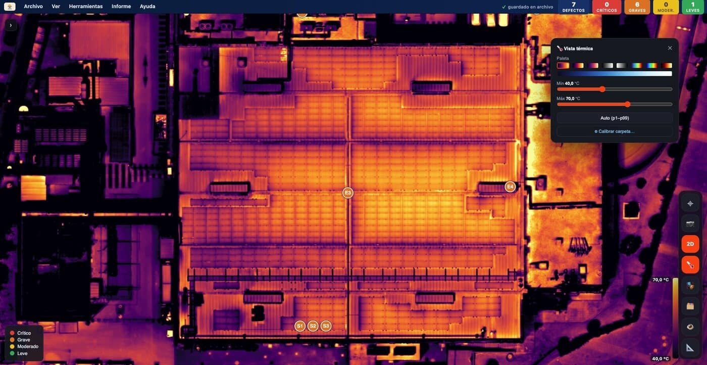 Ortofoto térmica de una cubierta inspeccionada con dron